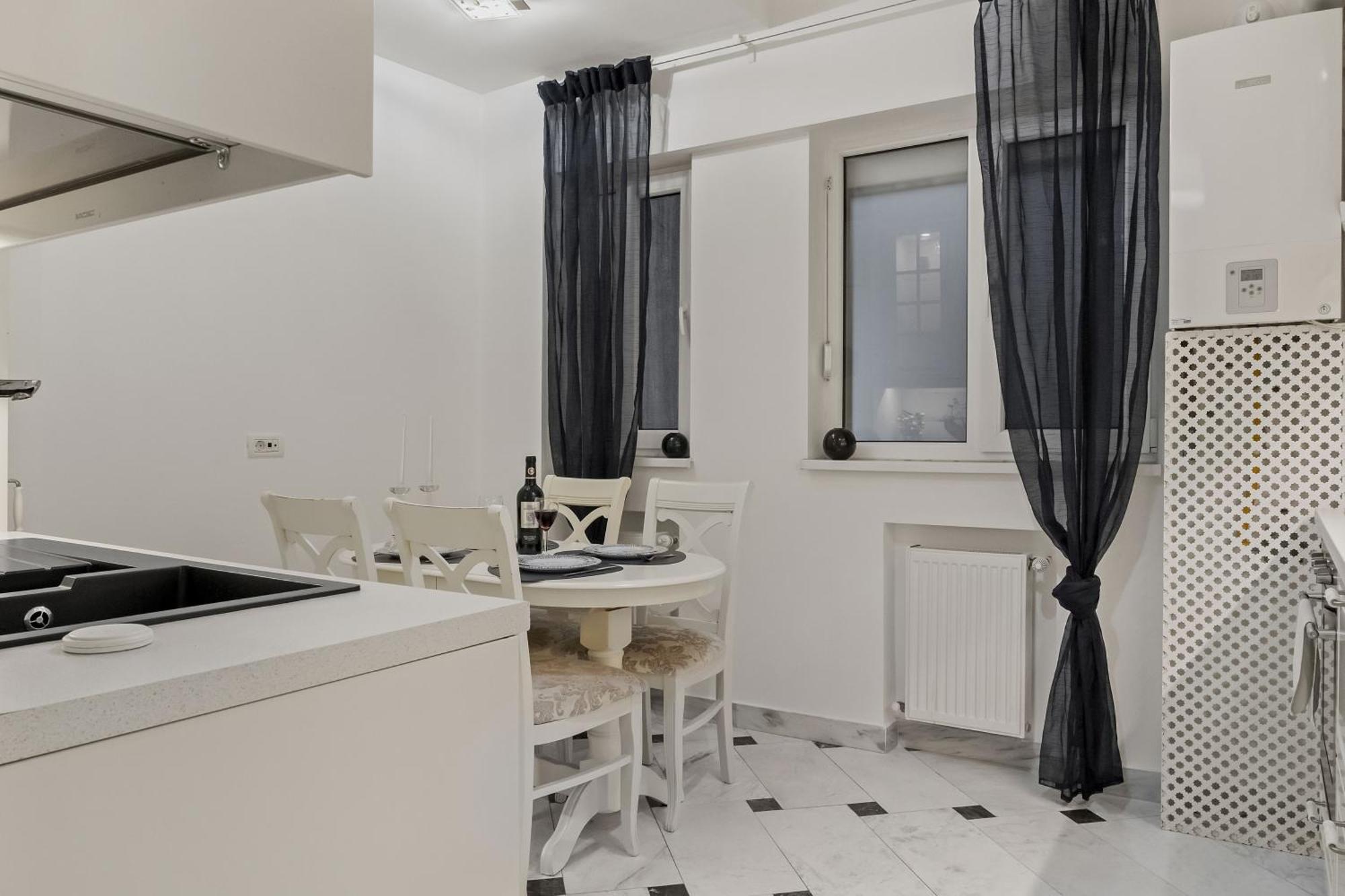 Sweet Luxury Three Rooms Apartment City Center Universitate Boekarest Buitenkant foto