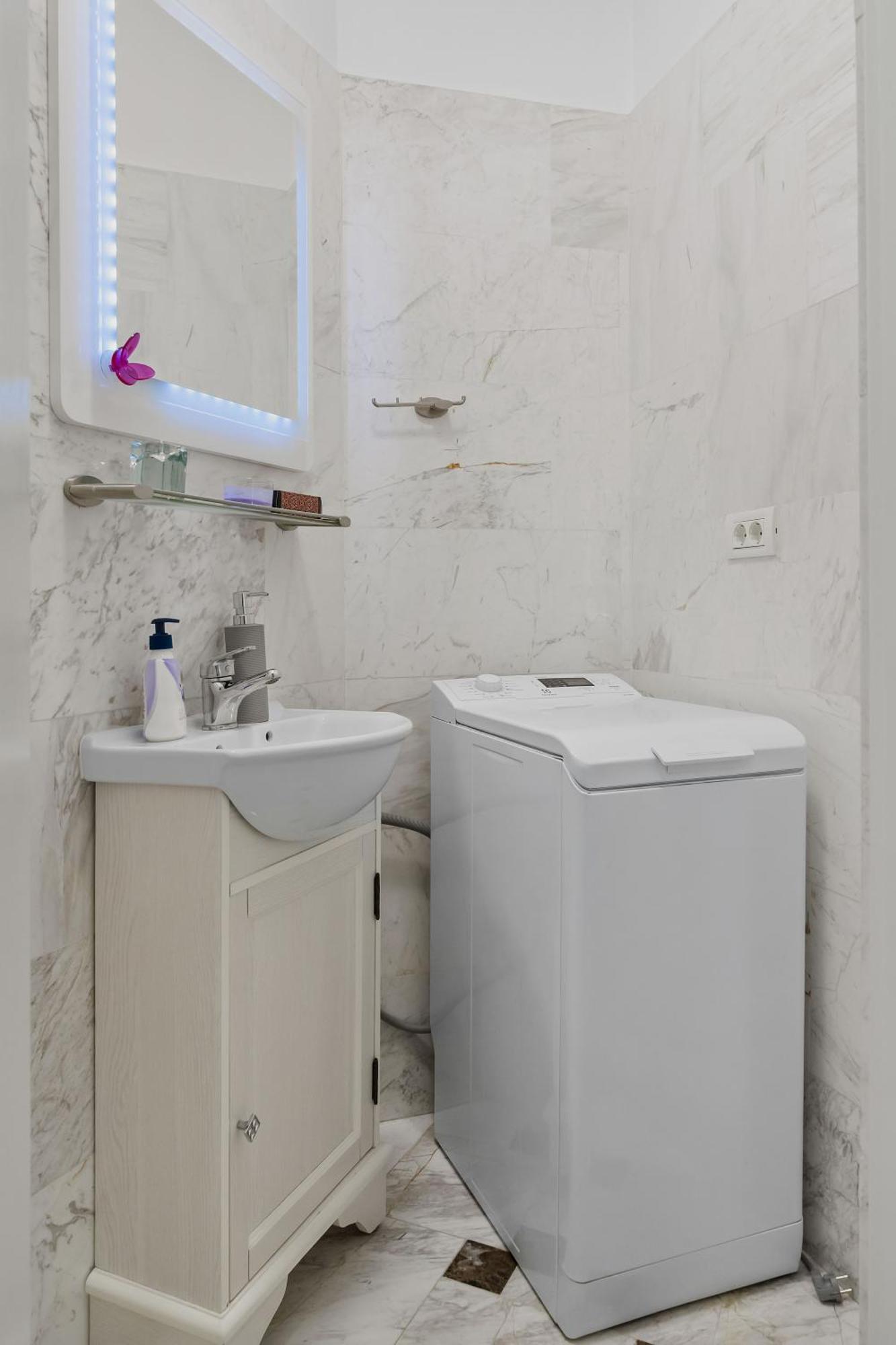 Sweet Luxury Three Rooms Apartment City Center Universitate Boekarest Buitenkant foto